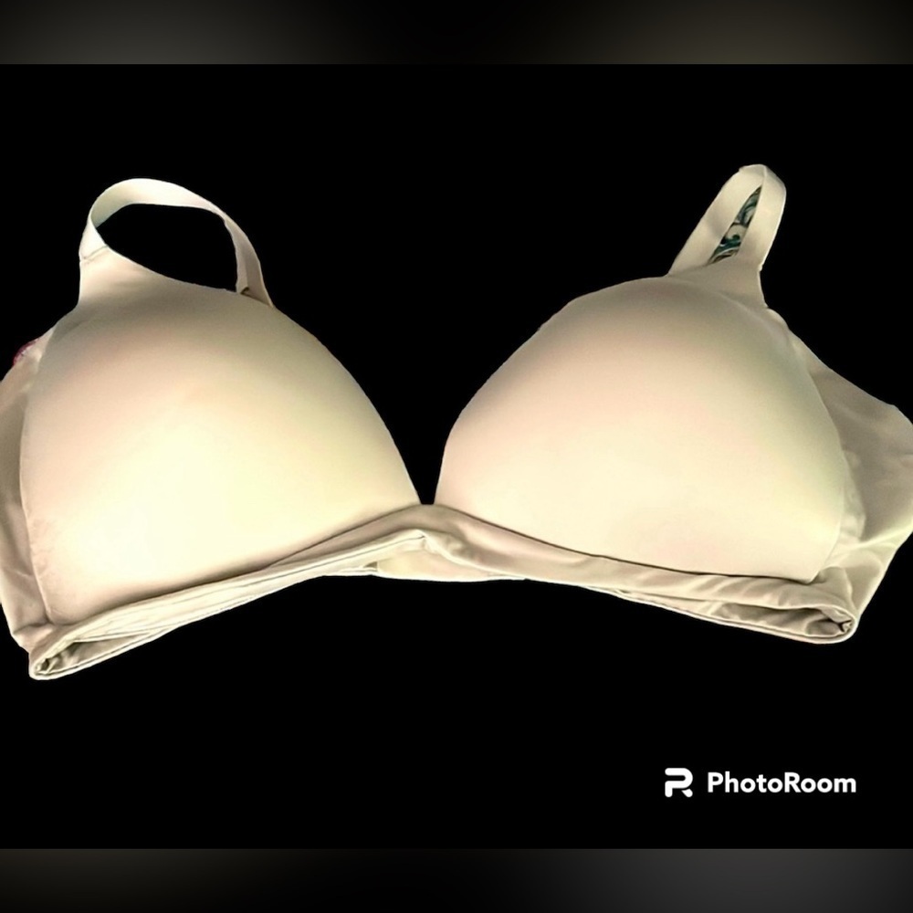Aerie size 38DD Ivory Color Real Sunnie No Underwire Bra with Adjustable Straps